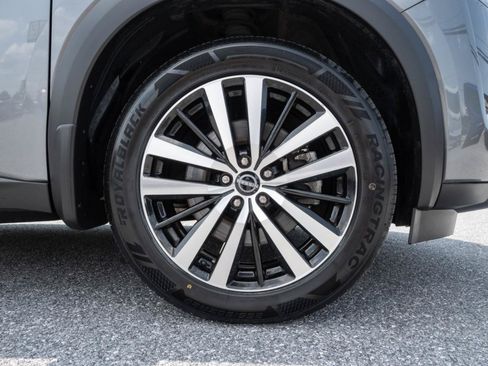 Used 2023 Nissan Pathfinder Platinum AWD/4WD image 39