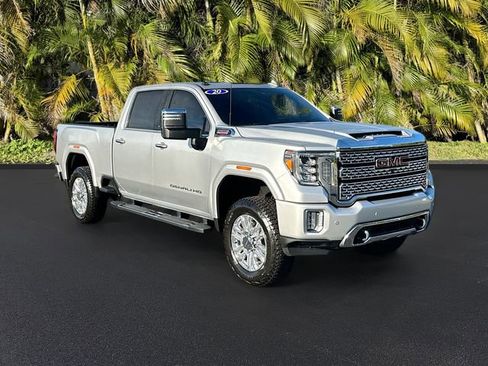 Used 2020 GMC Sierra 2500 Denali w/ Denali Ultimate Package image 2