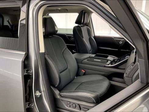 Certified 2025 INFINITI QX80 Sensory AWD/4WD image 7