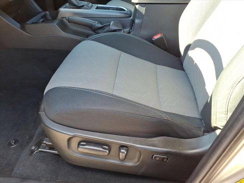 Used 2023 Toyota Tacoma TRD Sport image 15