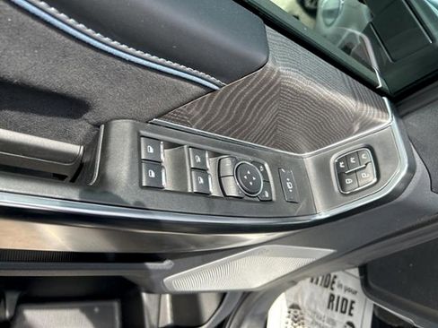 New 2025 Ford F250 Platinum image 17