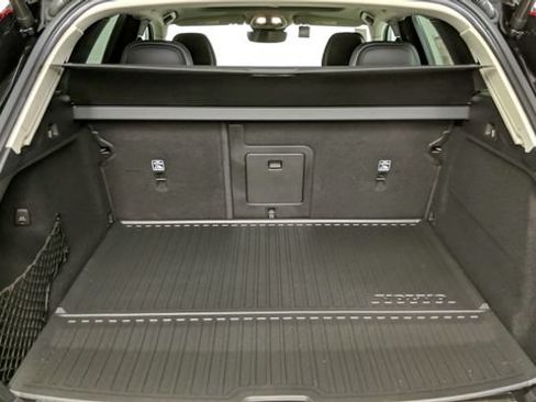 Certified 2023 Volvo XC60 T8 Plus AWD/4WD image 45