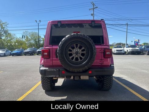 Used 2022 Jeep Wrangler Unlimited Rubicon w/ Dual Top Group AWD/4WD image 5