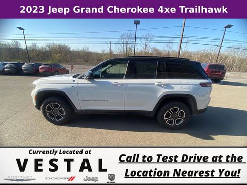 New 2023 Jeep Grand Cherokee Trailhawk image 6