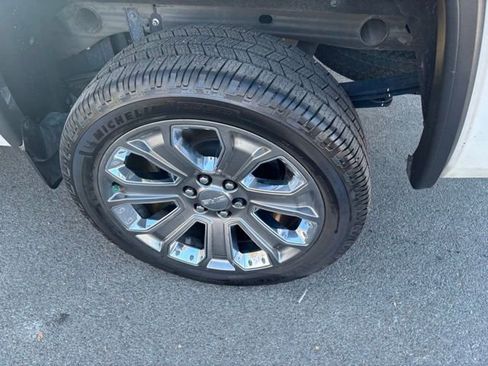 Used 2018 GMC Sierra 1500 Denali w/ Denali Ultimate Package image 41