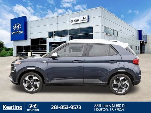 Certified 2022 Hyundai Venue Limited FWD image 8