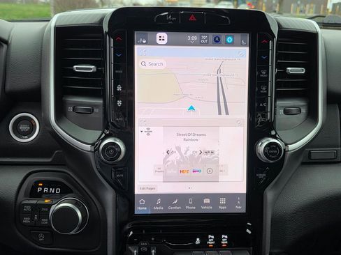 New 2026 RAM 1500 4x4 Crew Cab image 20