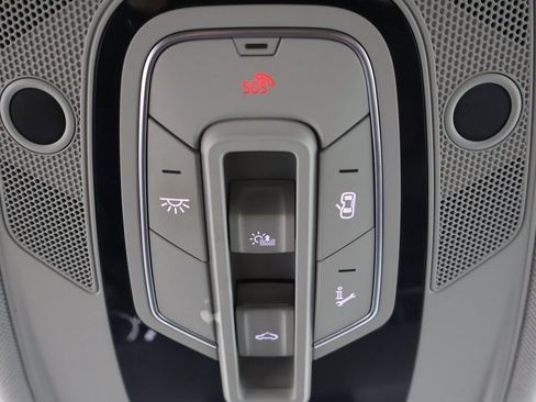 Used 2018 Audi Q7 3.0T Premium Plus w/ Premium Plus Package image 9