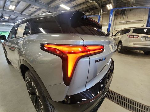 Used 2024 Chevrolet Blazer EV RS AWD/4WD image 31