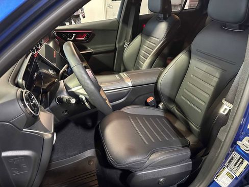 Used 2024 Mercedes-Benz GLC 300 4MATIC image 20