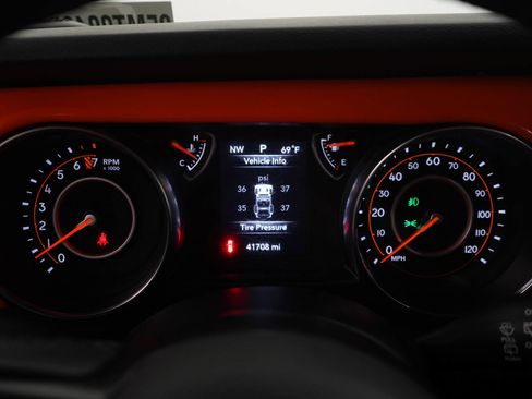 Used 2022 Jeep Wrangler Unlimited Sport AWD/4WD image 25
