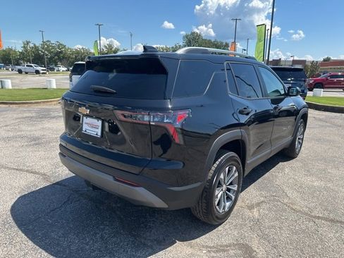 New 2026 Chevrolet Equinox LT image 3