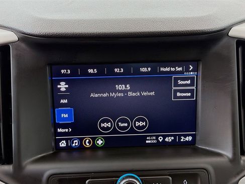 Used 2023 GMC Terrain SLE w/ Driver Convenience Package image 31