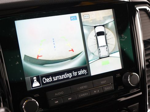 Used 2022 Nissan Titan Platinum Reserve w/ Moonroof Package image 25