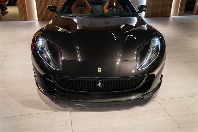 Used 2021 Ferrari 812 GTS RWD image 6