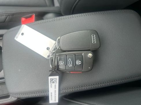 Used 2024 Audi Q3 2.0T Premium Plus image 33