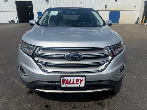 Used 2017 Ford Edge Titanium w/ Equipment Group 301A AWD/4WD image 8