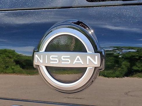 Used 2025 Nissan Rogue SV FWD image 33