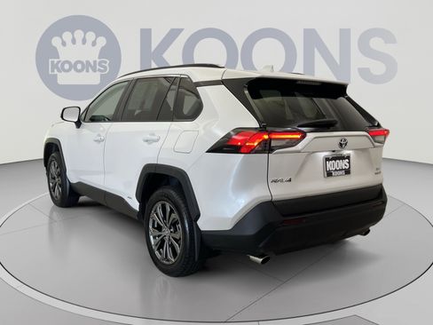 Used 2024 Toyota RAV4 XLE Premium w/ Weather Package AWD/4WD image 7