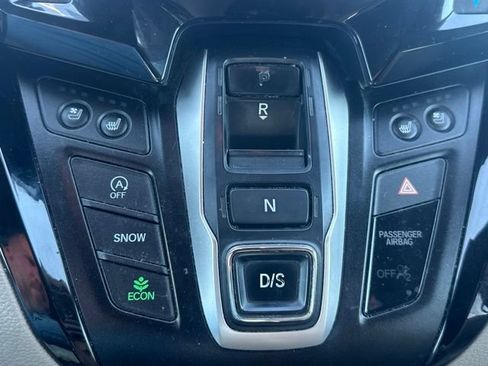 Used 2018 Honda Odyssey Elite image 8