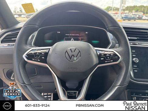 Used 2023 Volkswagen Tiguan SE R-Line FWD image 16