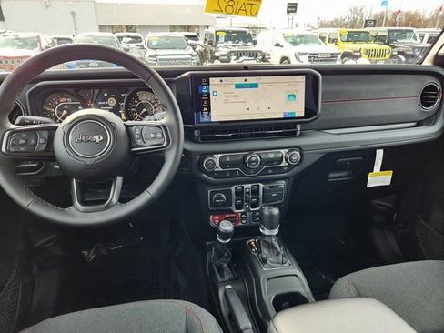 New 2026 Jeep Wrangler Unlimited Rubicon AWD/4WD image 8