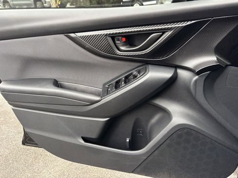 Used 2018 Subaru Crosstrek 2.0i Premium image 16