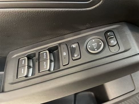 Used 2025 Honda Accord LX image 15