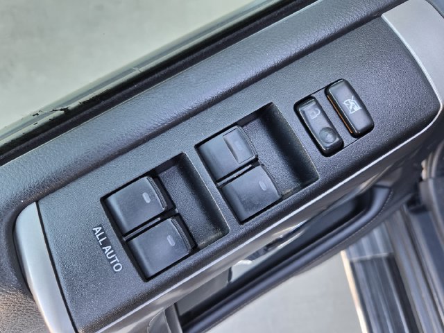 Used 2019 Toyota 4Runner SR5 Premium AWD/4WD image 26
