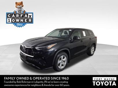 Used 2023 Toyota Highlander LE