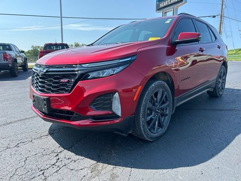 Used 2024 Chevrolet Equinox RS w/ RS Leather Package AWD/4WD image 1