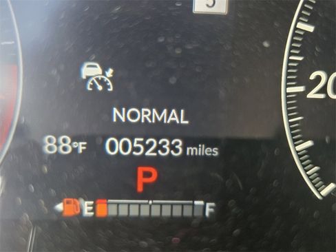 Used 2025 Honda HR-V Sport image 24