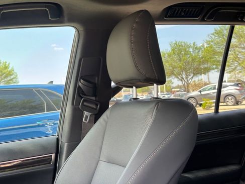 Used 2023 Lexus GX 460 Premium w/ Premium Plus Package image 11