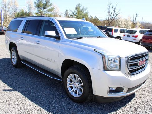 Used 2015 GMC Yukon XL SLT w/ Open Road Package image 6