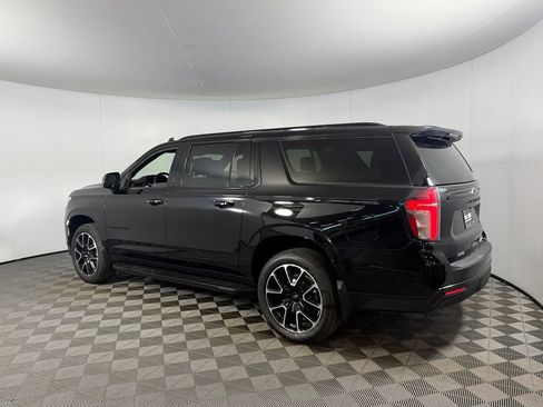 Used 2024 Chevrolet Suburban RST w/ Luxury Package AWD/4WD image 10