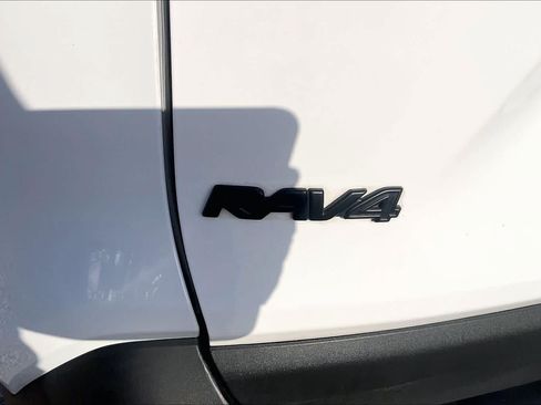 Used 2025 Toyota RAV4 XLE w/ Convenience Package AWD/4WD image 28