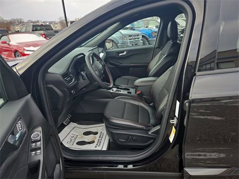 Certified 2024 Ford Escape ST-Line w/ Tech Pack #1 image 34