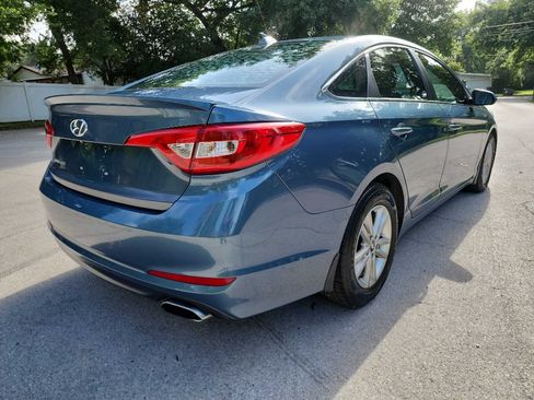 Used 2015 Hyundai Sonata SE w/ Option Group 09 FWD image 7