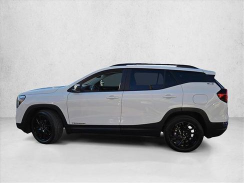 Certified 2023 GMC Terrain SLE w/ Driver Convenience Package image 8