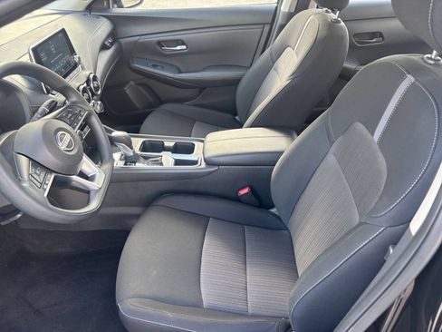 Used 2025 Nissan Sentra SV FWD image 24