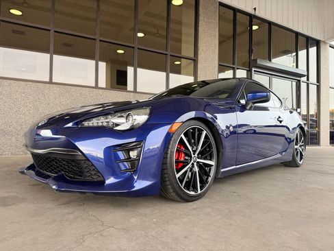 Used 2020 Toyota 86 GT image 24