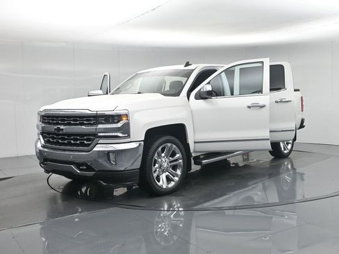 Used 2016 Chevrolet Silverado 1500 LTZ w/ LTZ Plus Package image 31