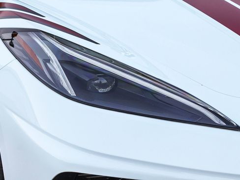 Used 2023 Chevrolet Corvette Stingray Premium Conv w/ Z51 Performance Package image 4