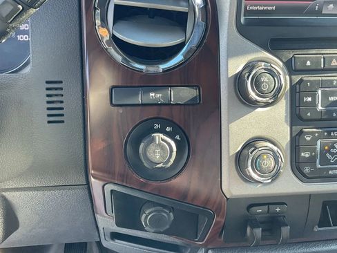 Used 2016 Ford F250 Lariat image 33