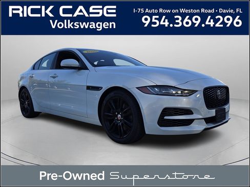 Used 2020 Jaguar XE S image 1