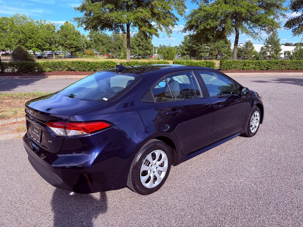 Used 2023 Toyota Corolla LE FWD image 11