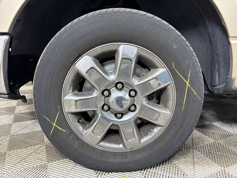 Used 2013 Ford F150 XLT w/ XLT Chrome Pkg RWD image 13