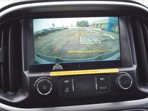 Used 2022 Chevrolet Colorado LT w/ Fleet Safety Package image 15