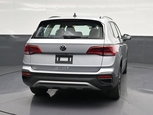 Used 2023 Volkswagen Taos S FWD image 2