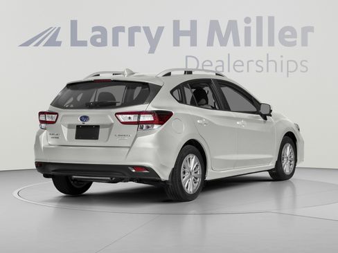 Used 2017 Subaru Impreza 2.0i Premium AWD/4WD image 2